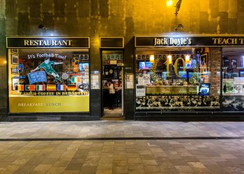 Budapest ruin bars